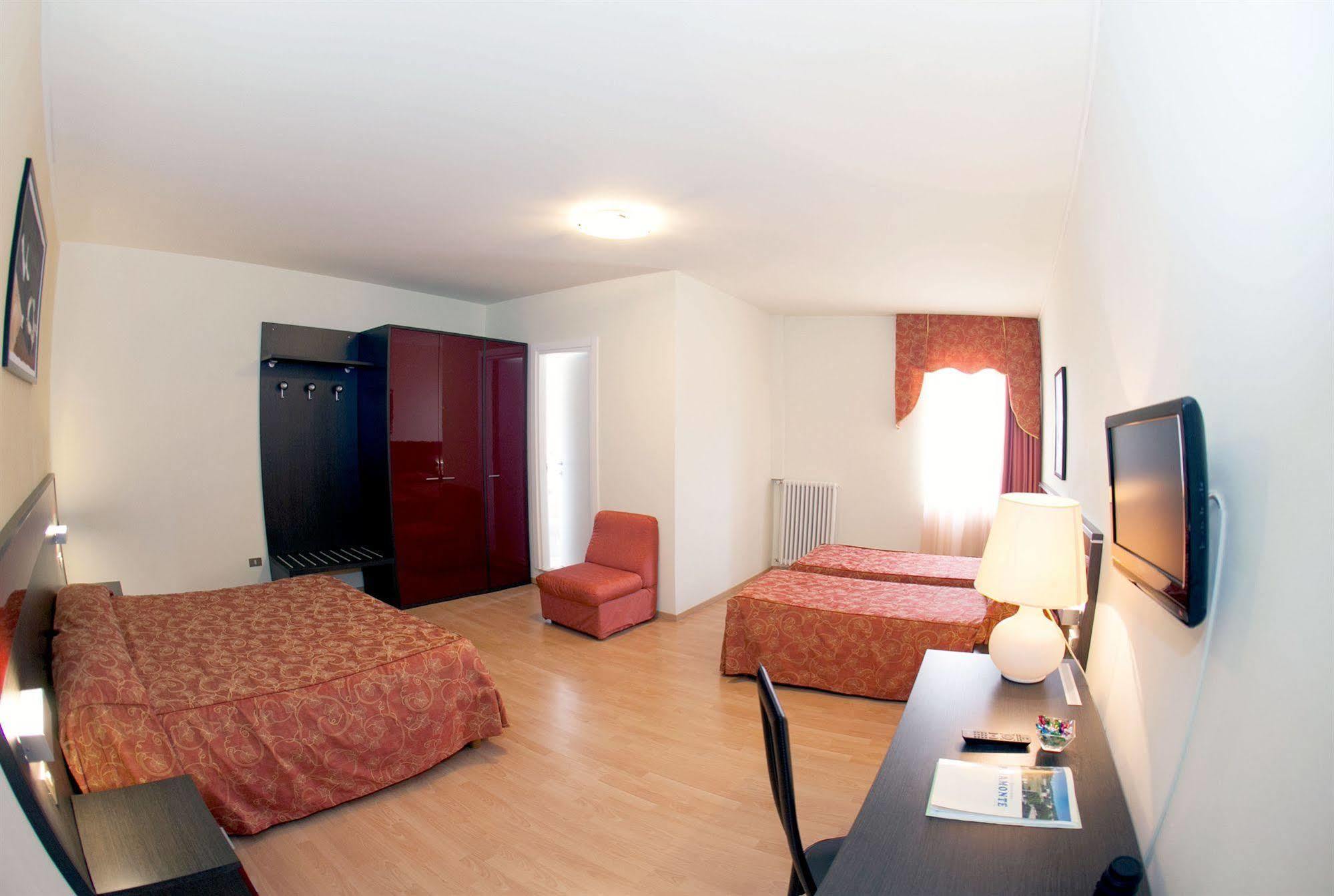 קוסטרמנו Hotel Pinamonte מראה חיצוני תמונה