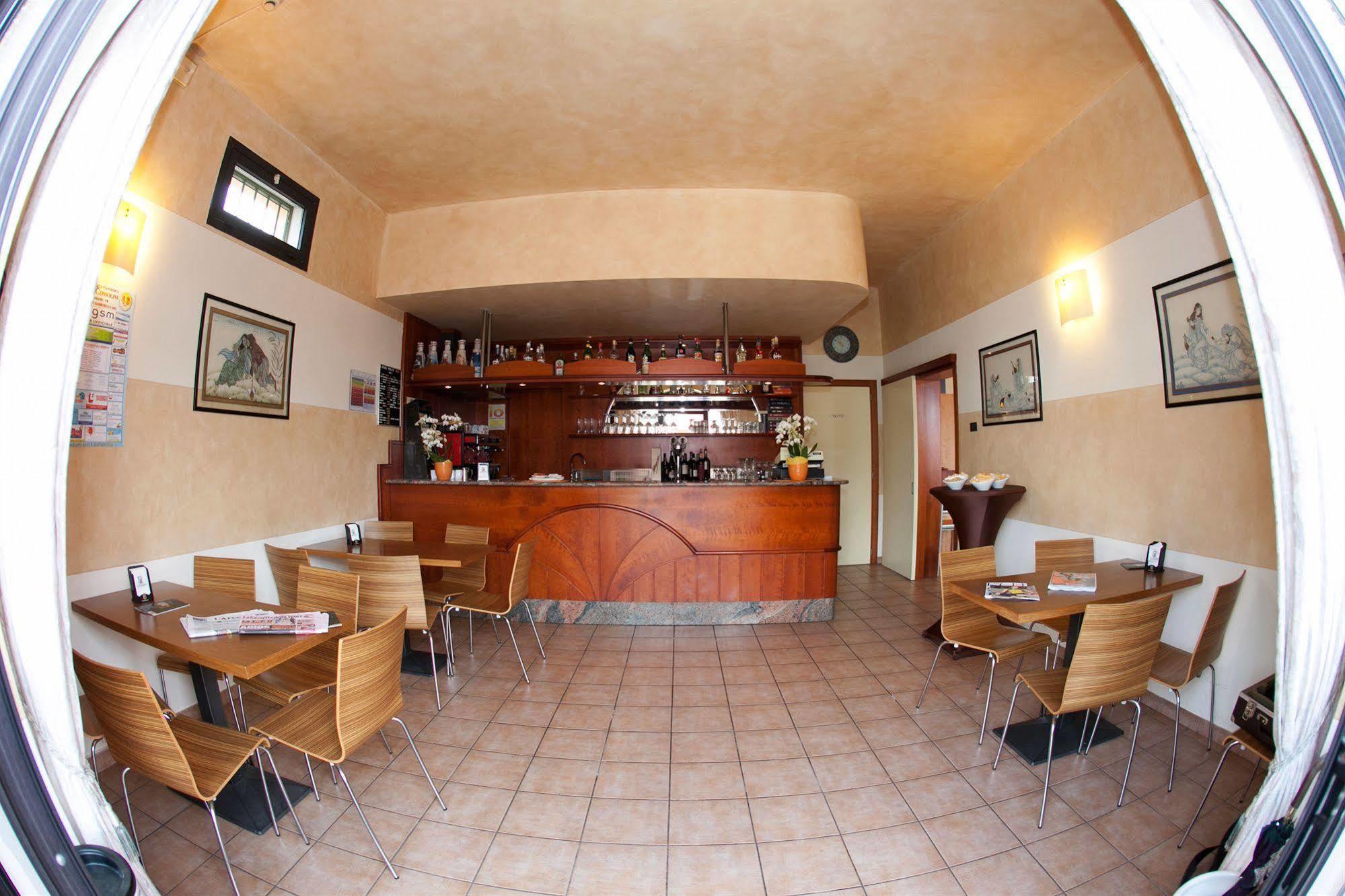קוסטרמנו Hotel Pinamonte מראה חיצוני תמונה