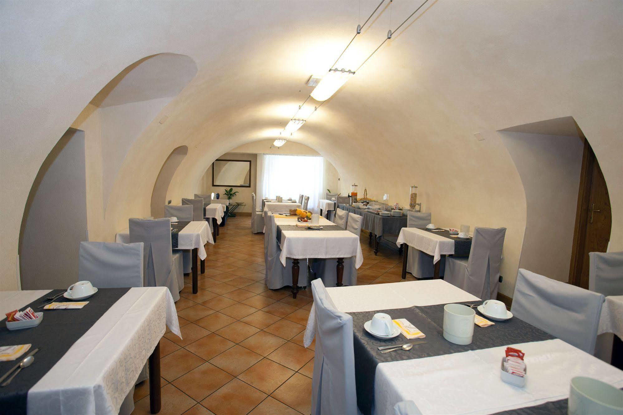 קוסטרמנו Hotel Pinamonte מראה חיצוני תמונה