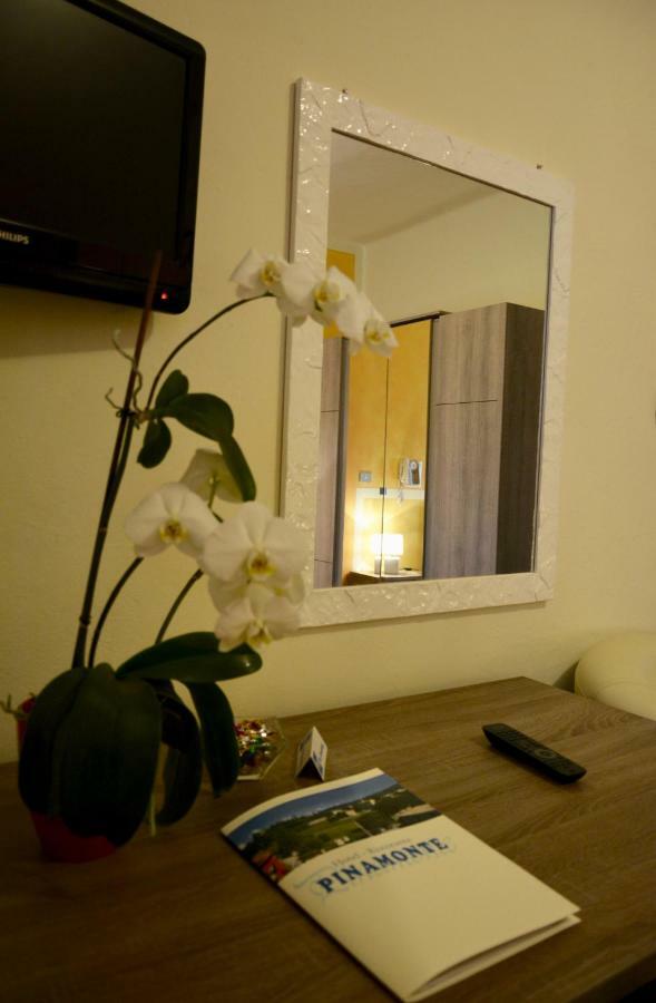 קוסטרמנו Hotel Pinamonte מראה חיצוני תמונה